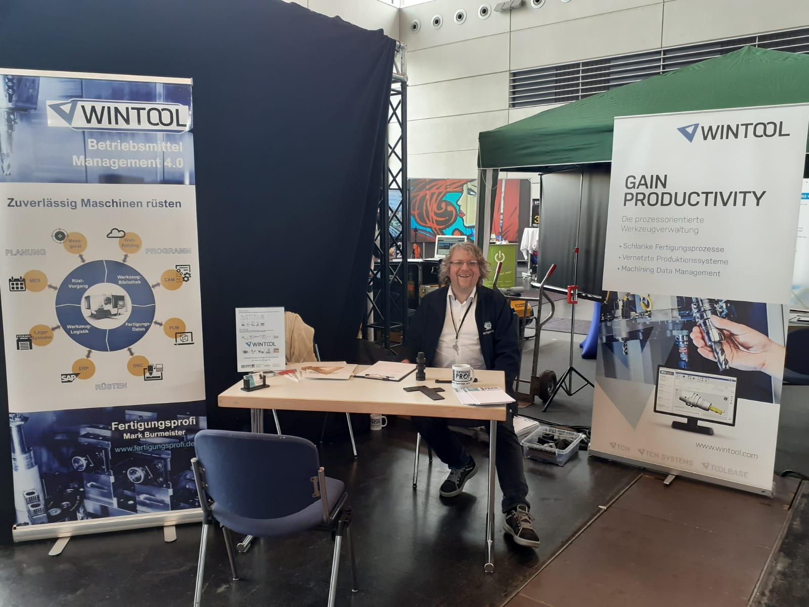 Fertigungsprofi-Messestand auf dem Lieferantentag 2025